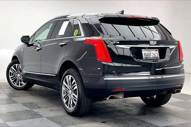 Used 2017 Cadillac XT5 Premium Luxury w/ Driver Assist Package image 9