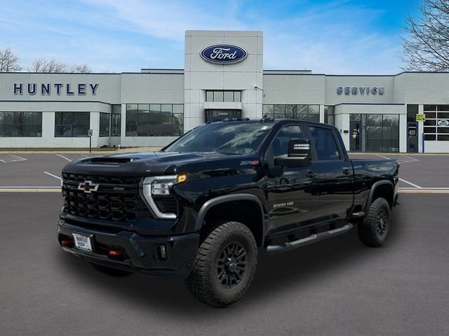 Used 2024 Chevrolet Silverado 2500 ZR2 w/ Technology Package AWD/4WD video 1