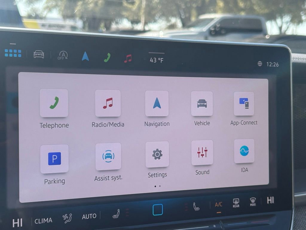 Used 2025 Volkswagen Tiguan S image 16