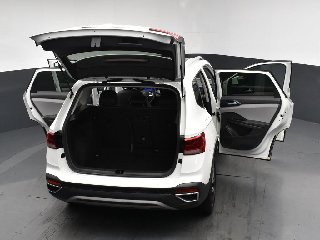 Used 2024 Volkswagen Taos SE FWD image 23