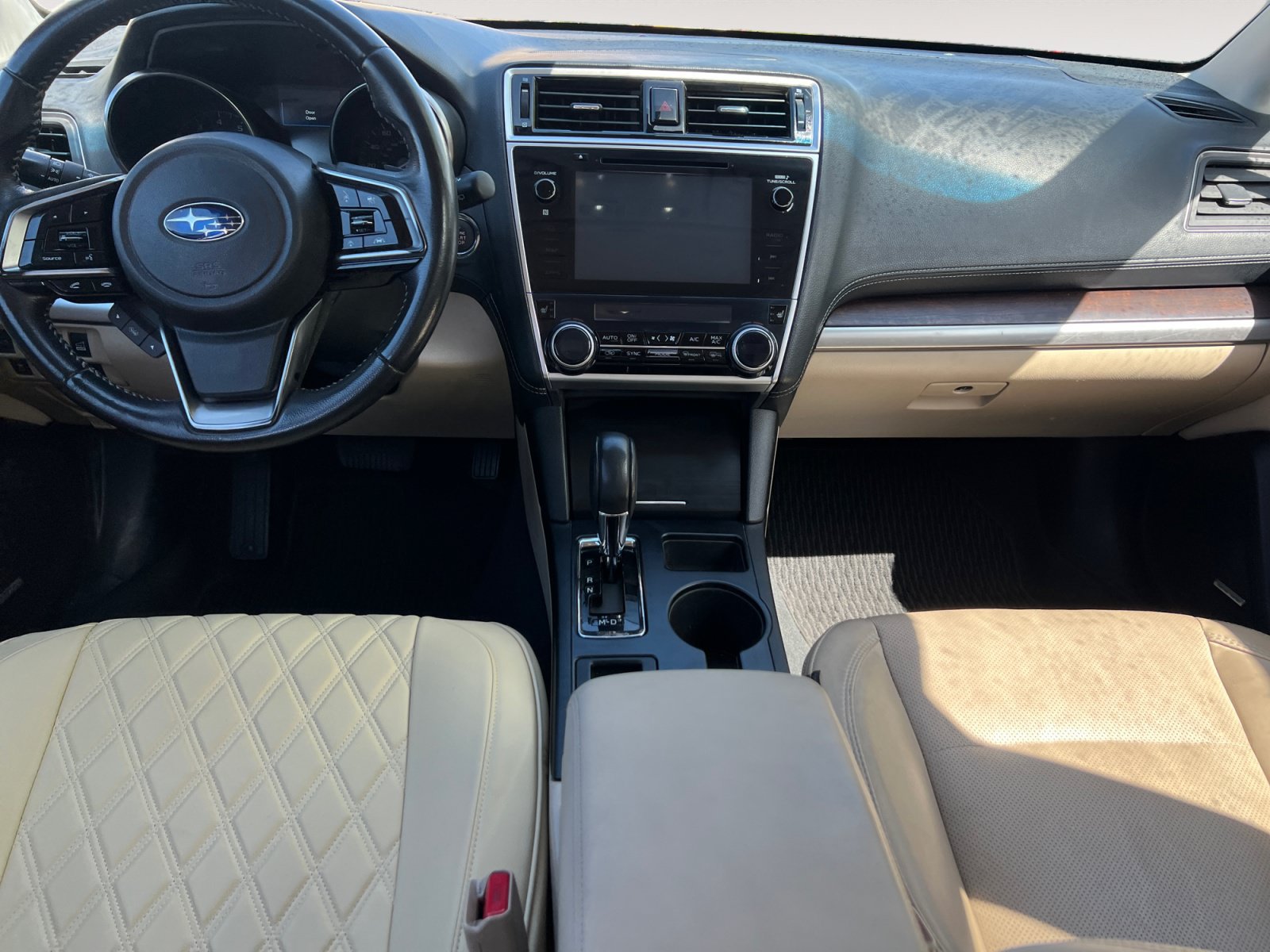 Used 2019 Subaru Outback 3.6R Limited w/ Popular Package #2 AWD/4WD image 10
