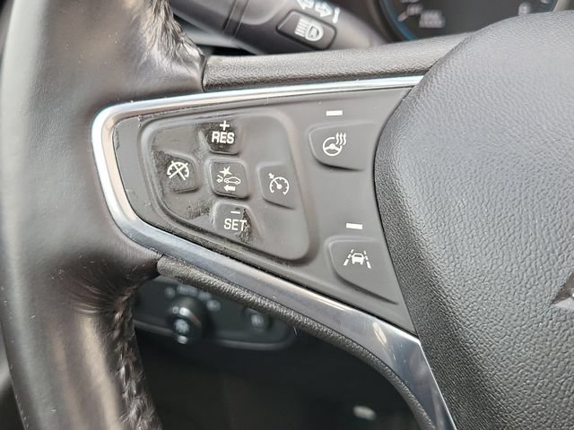 Used 2018 Chevrolet Equinox Premier FWD image 17