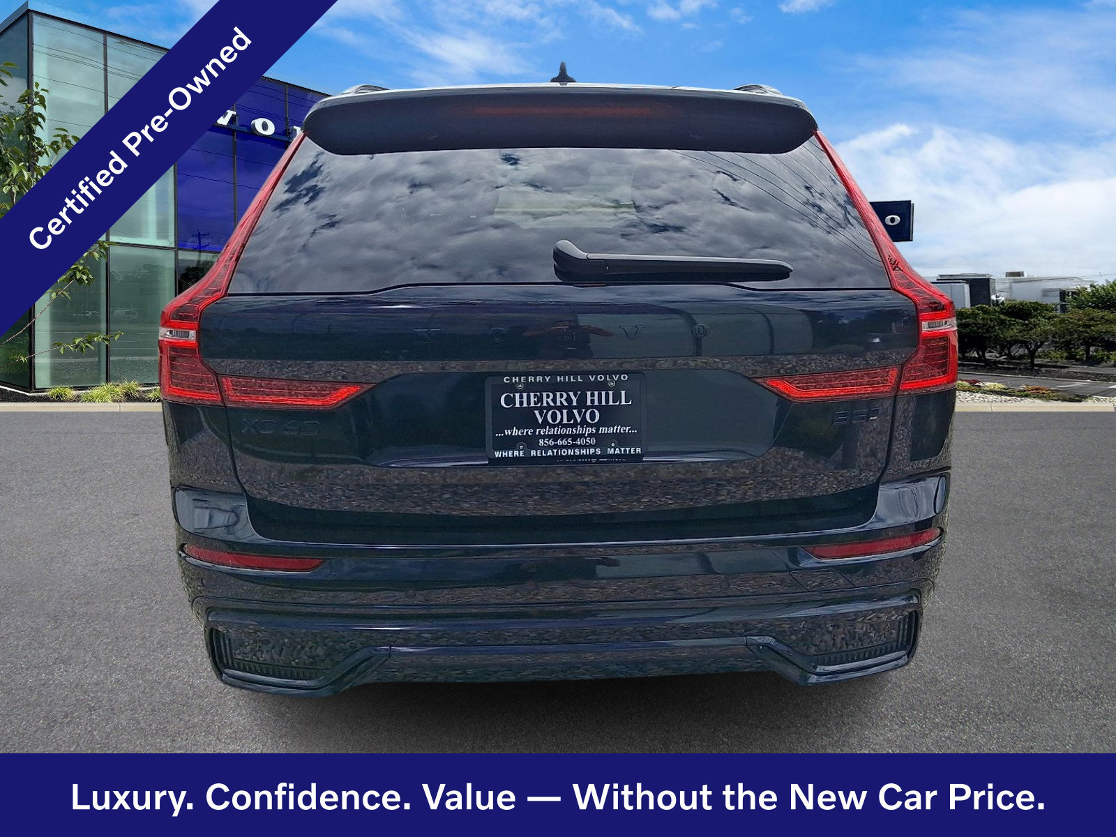 Certified 2025 Volvo XC60 B5 Ultra AWD/4WD image 6