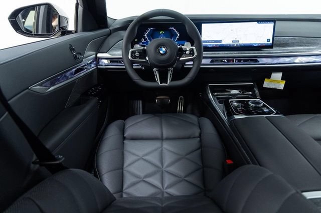 Certified 2025 BMW 740i xDrive AWD/4WD image 3