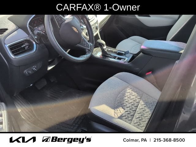 Used 2022 Chevrolet Equinox LS w/ LS Convenience Package AWD/4WD image 3