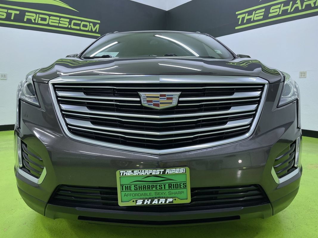 Used 2019 Cadillac XT5 FWD image 3