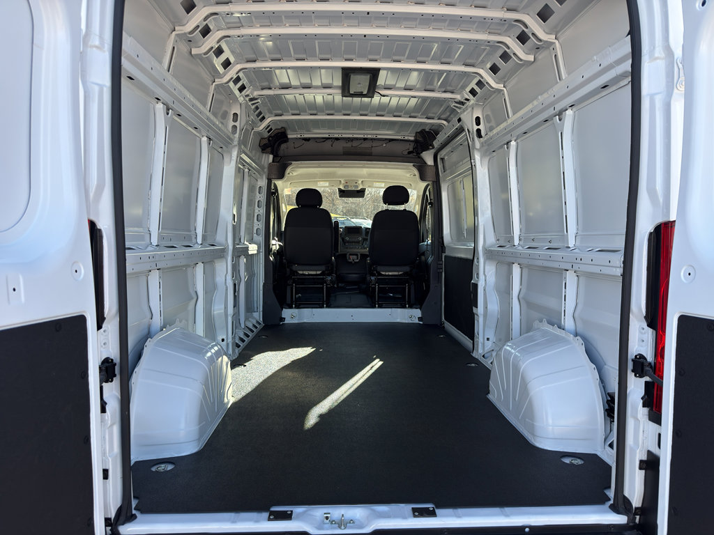 New 2026 RAM ProMaster 2500 w/ Convenience Group image 30
