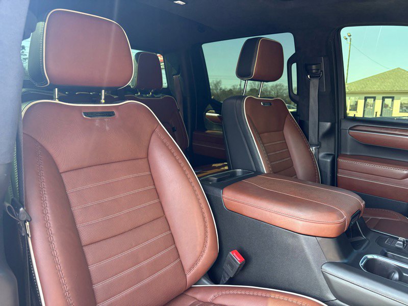 Used 2024 GMC Sierra 1500 Denali Ultimate image 42