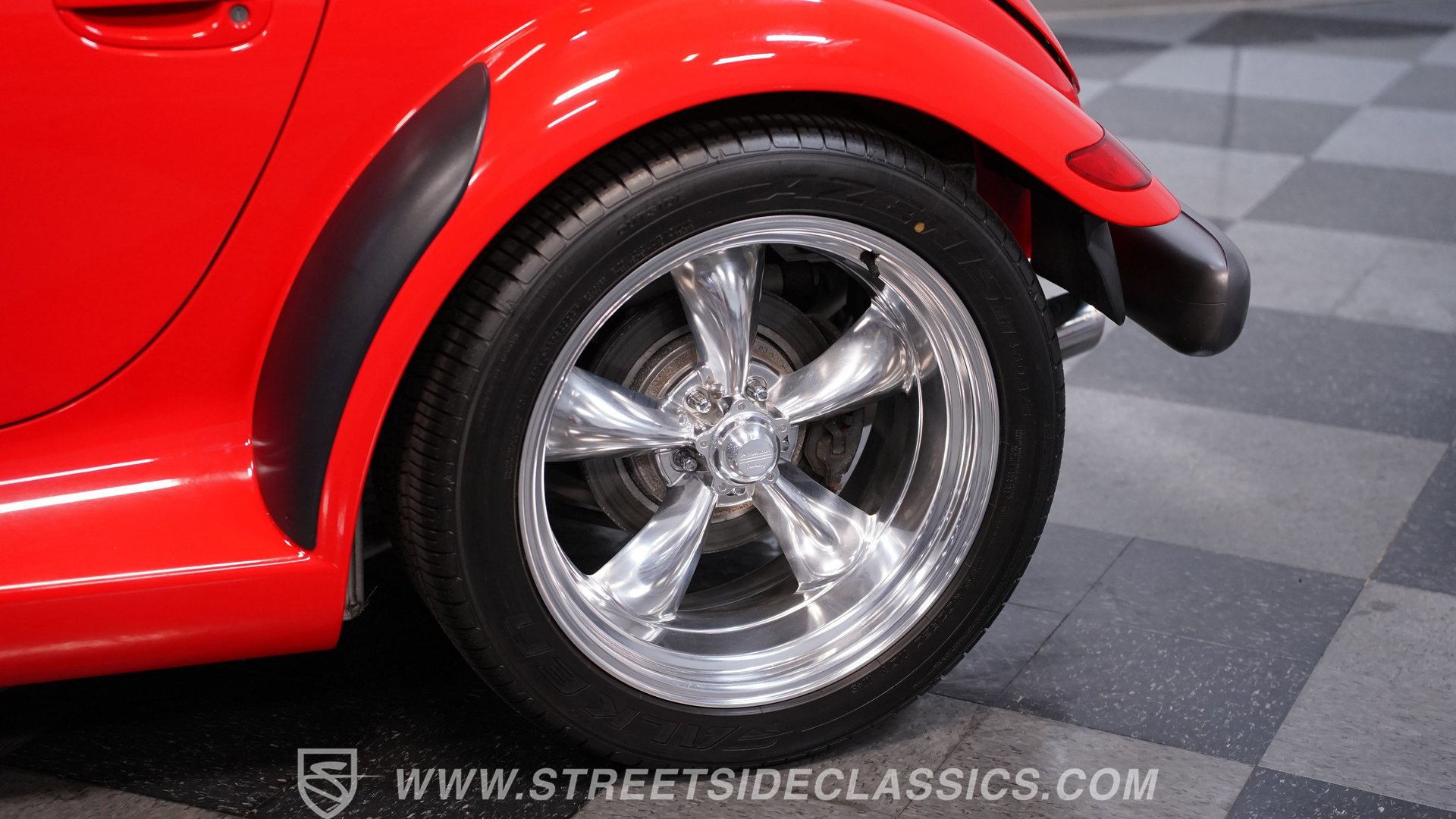 Used 1999 Plymouth Prowler RWD image 40