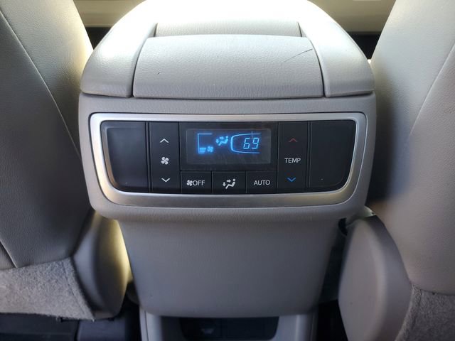 Used 2018 Toyota Highlander XLE image 14