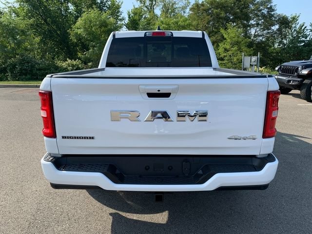 New 2027 RAM 1500 4x4 Crew Cab image 3