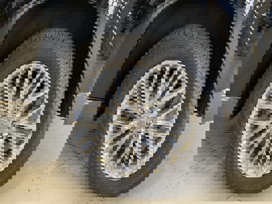 Used 2017 Jeep Grand Cherokee Summit image 13