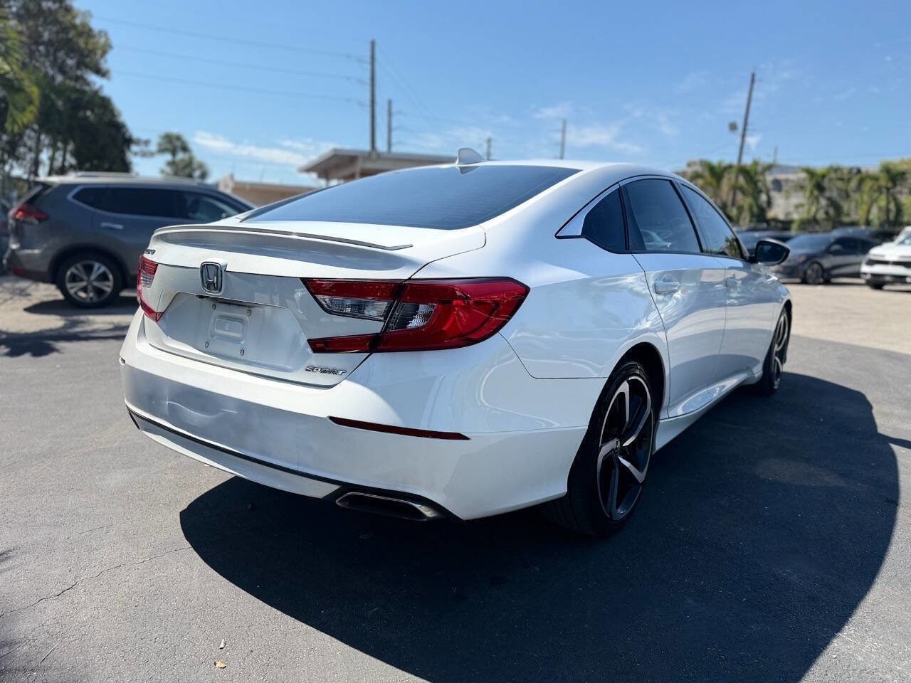 Used 2020 Honda Accord Sport image 10