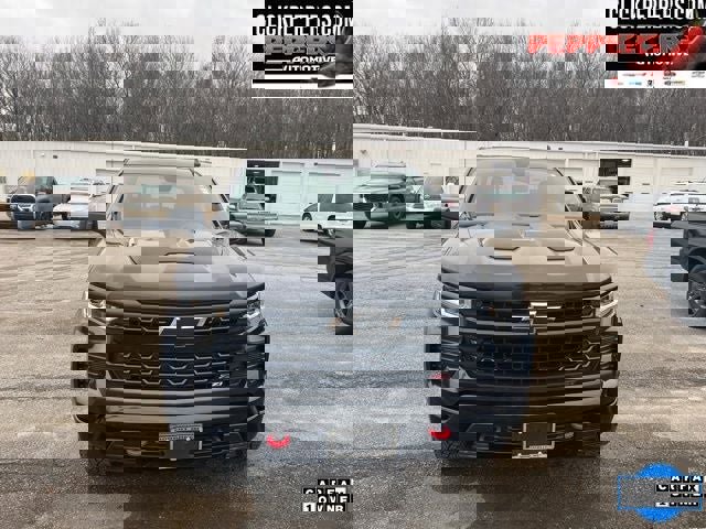 Used 2024 Chevrolet Silverado 1500 LT Trail Boss w/ Convenience Package II image 9