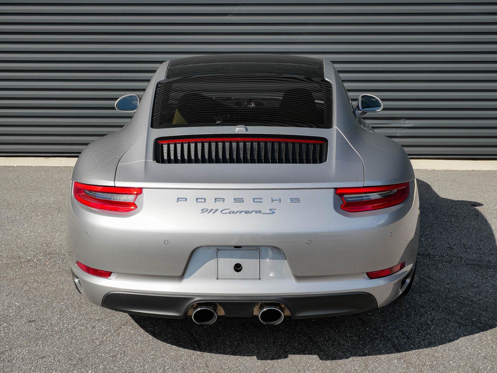 Used 2018 Porsche 911 Carrera S RWD image 25