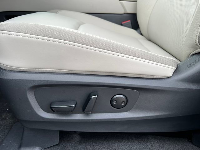 New 2026 Nissan Pathfinder SL image 10