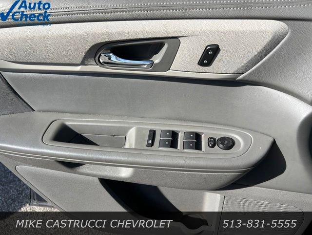 Used 2017 Chevrolet Traverse LT FWD image 8