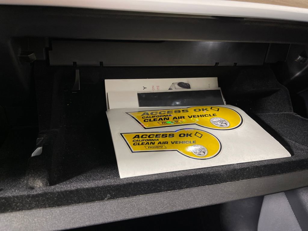 Used 2021 Tesla Model Y Long Range image 27