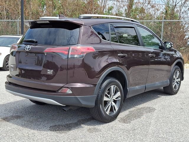 Used 2016 Toyota RAV4 XLE AWD/4WD image 9