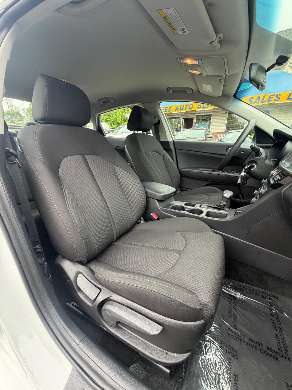 Used 2018 Kia Optima LX w/ 17" Alloy Wheels Package FWD image 18