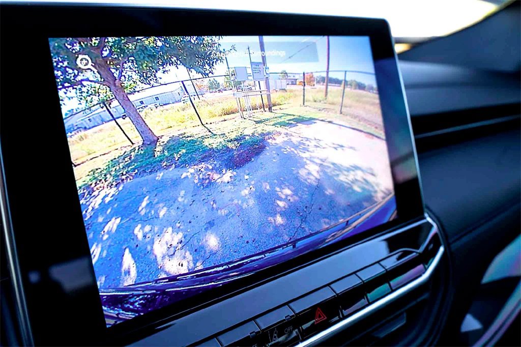 New 2026 Jeep Compass Latitude image 17