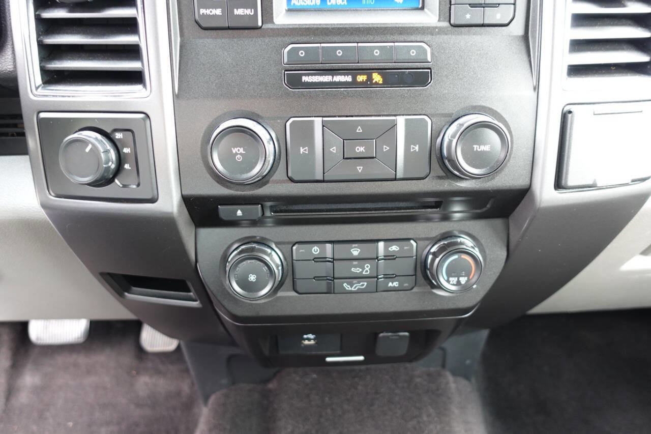 Used 2017 Ford F150 XLT AWD/4WD image 48