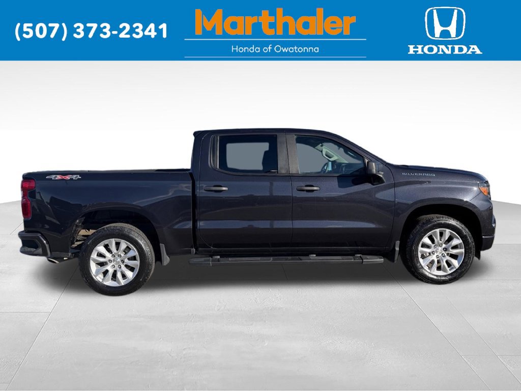 Used 2022 Chevrolet Silverado 1500 Custom AWD/4WD image 7
