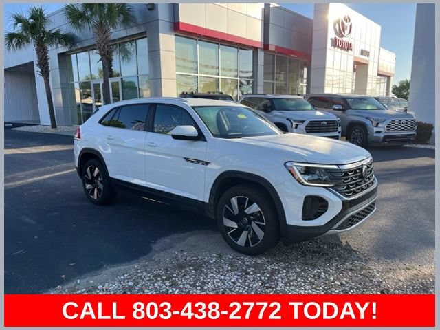 Used 2024 Volkswagen Atlas Cross Sport SE FWD image 1