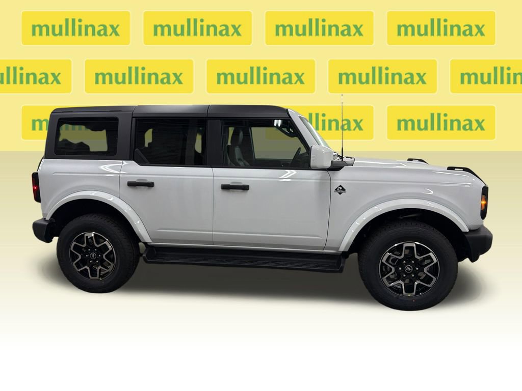 New 2026 Ford Bronco Outer Banks image 2