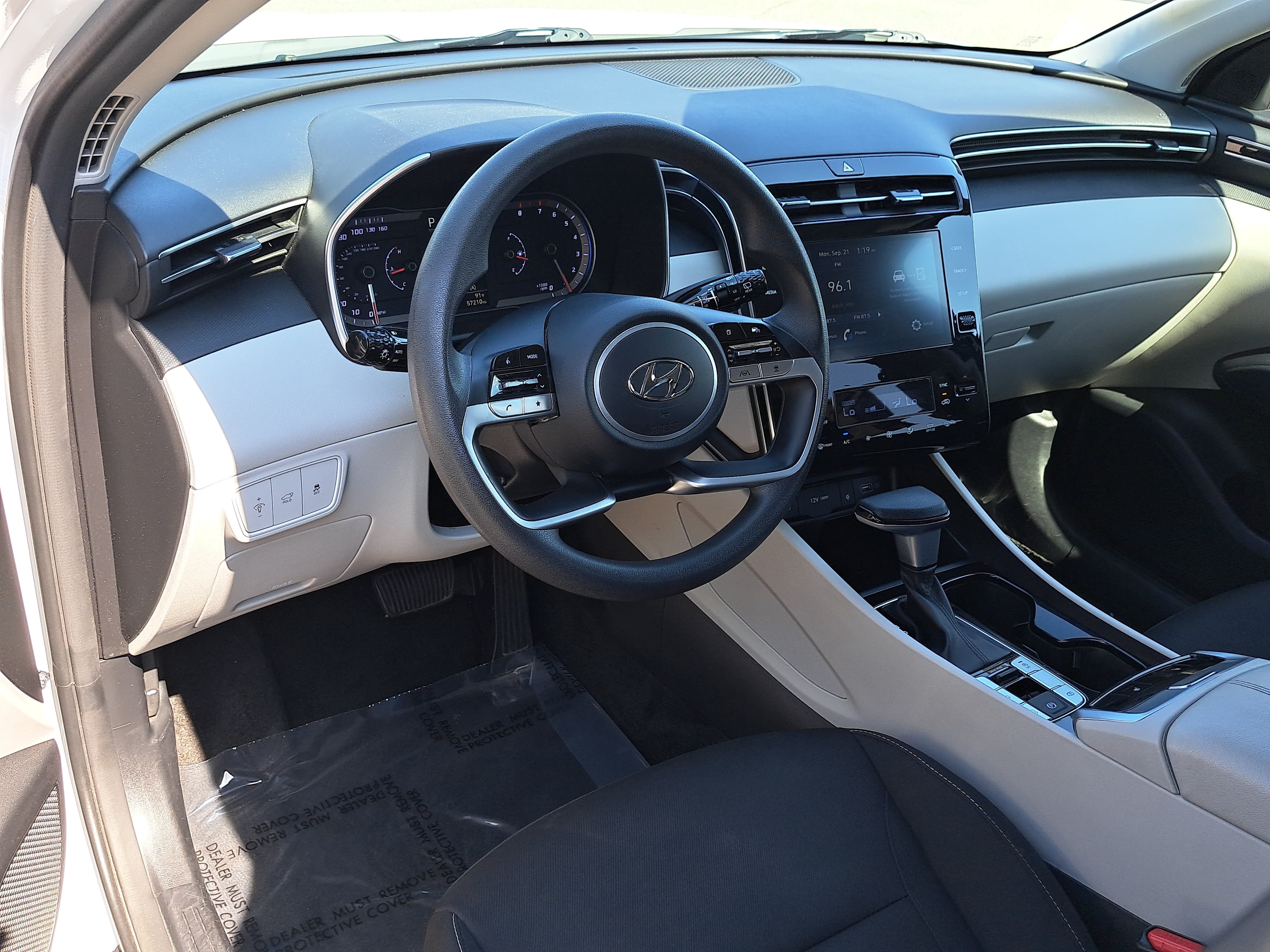 Used 2024 Hyundai Tucson SEL FWD image 17