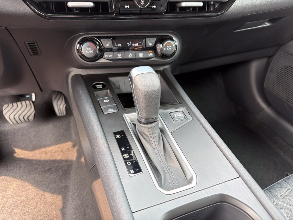 New 2026 Nissan Kicks SV w/ Interior Electronics Package FWD image 12