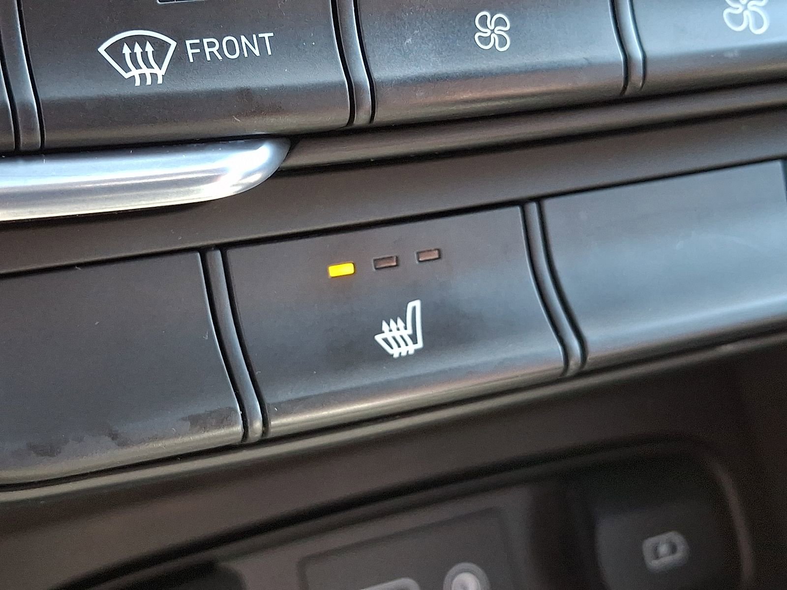 Used 2019 Hyundai Santa Fe SEL image 24