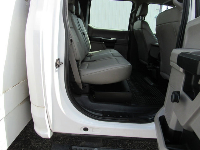 Used 2017 Ford F550 2WD Crew Cab Super Duty image 17