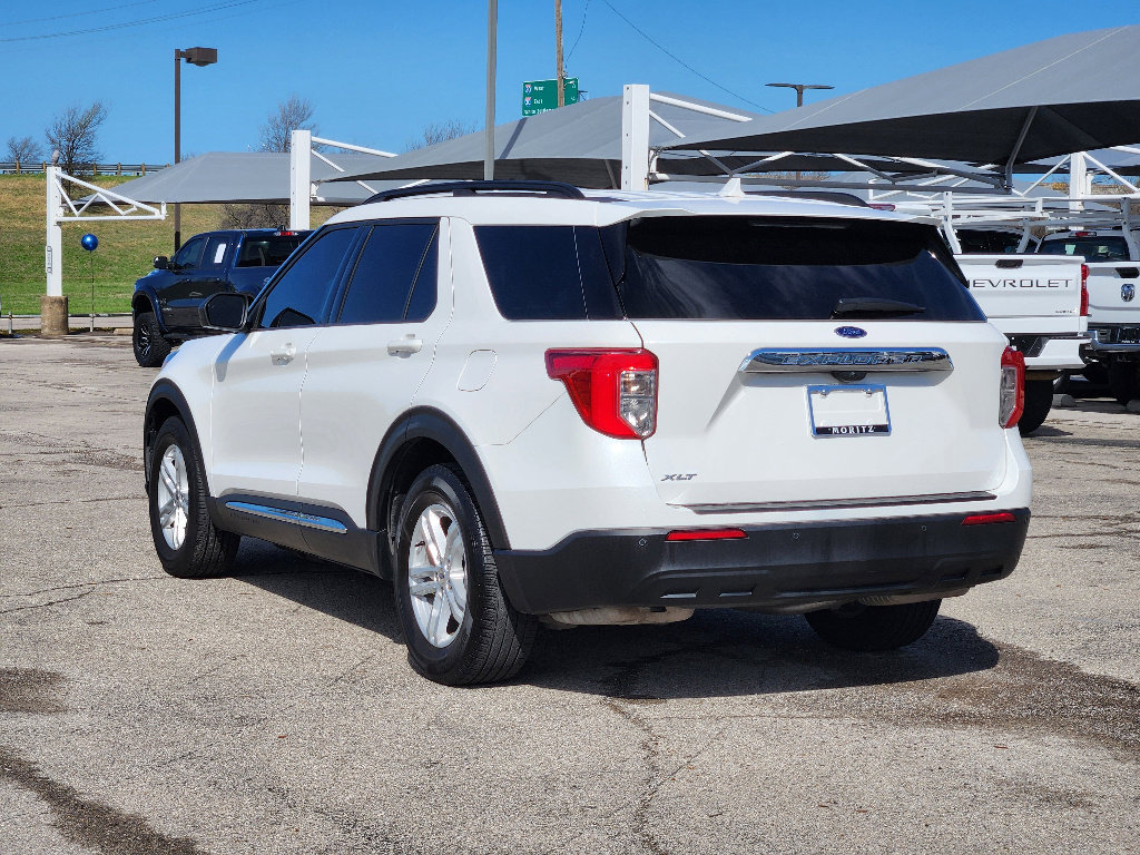 Used 2024 Ford Explorer XLT image 7