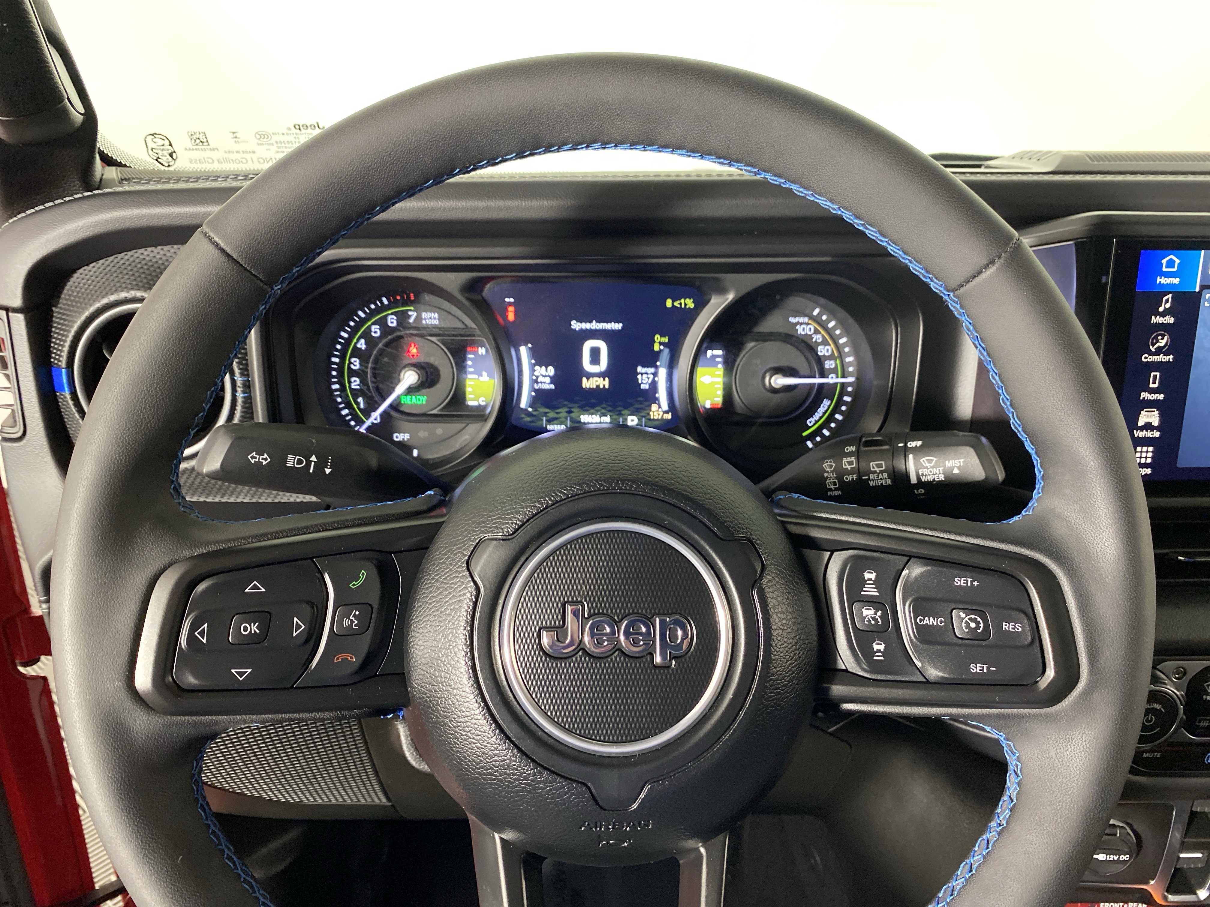 Used 2025 Jeep Wrangler Unlimited Rubicon 4xe w/ Safety Group AWD/4WD image 21