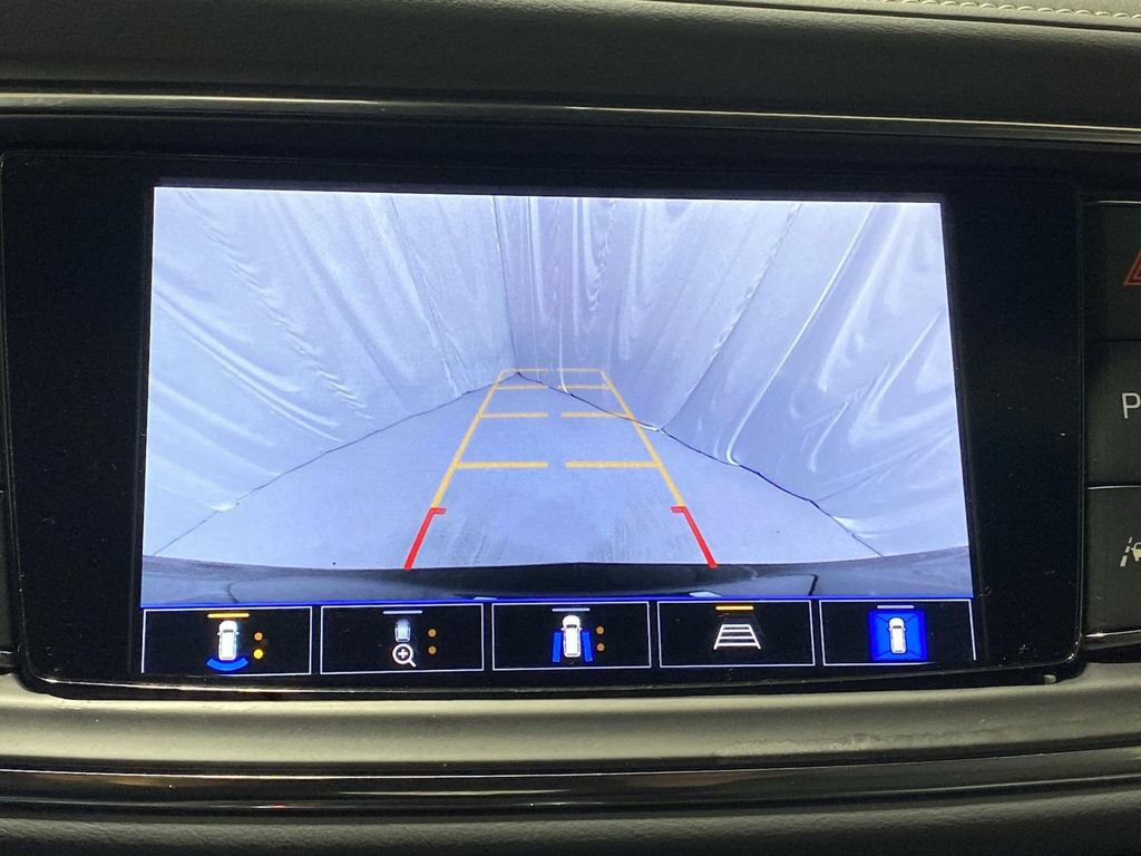Used 2024 Buick Enclave Premium image 24
