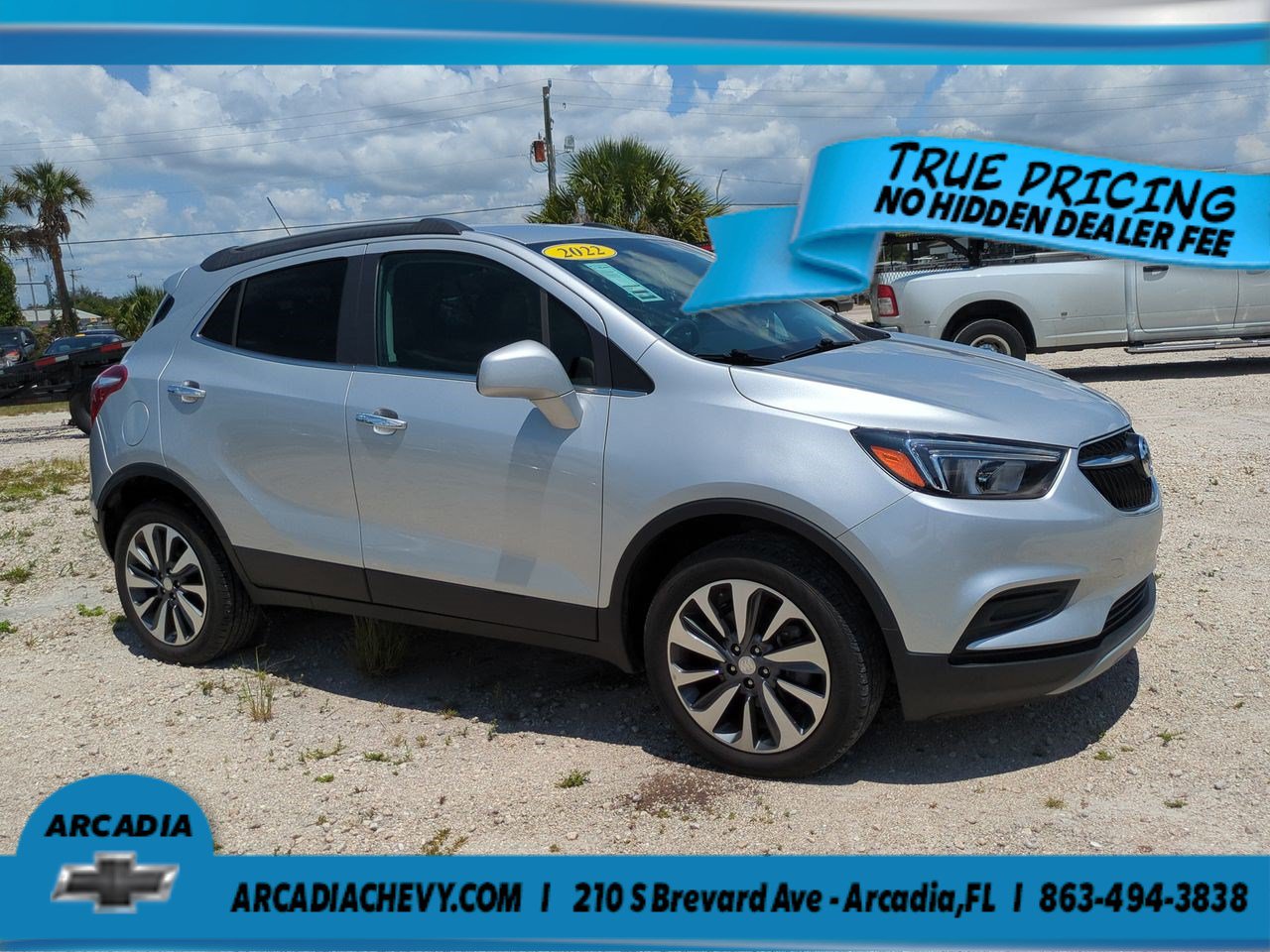 Used 2022 Buick Encore Preferred w/ Safety Package AWD/4WD image 2