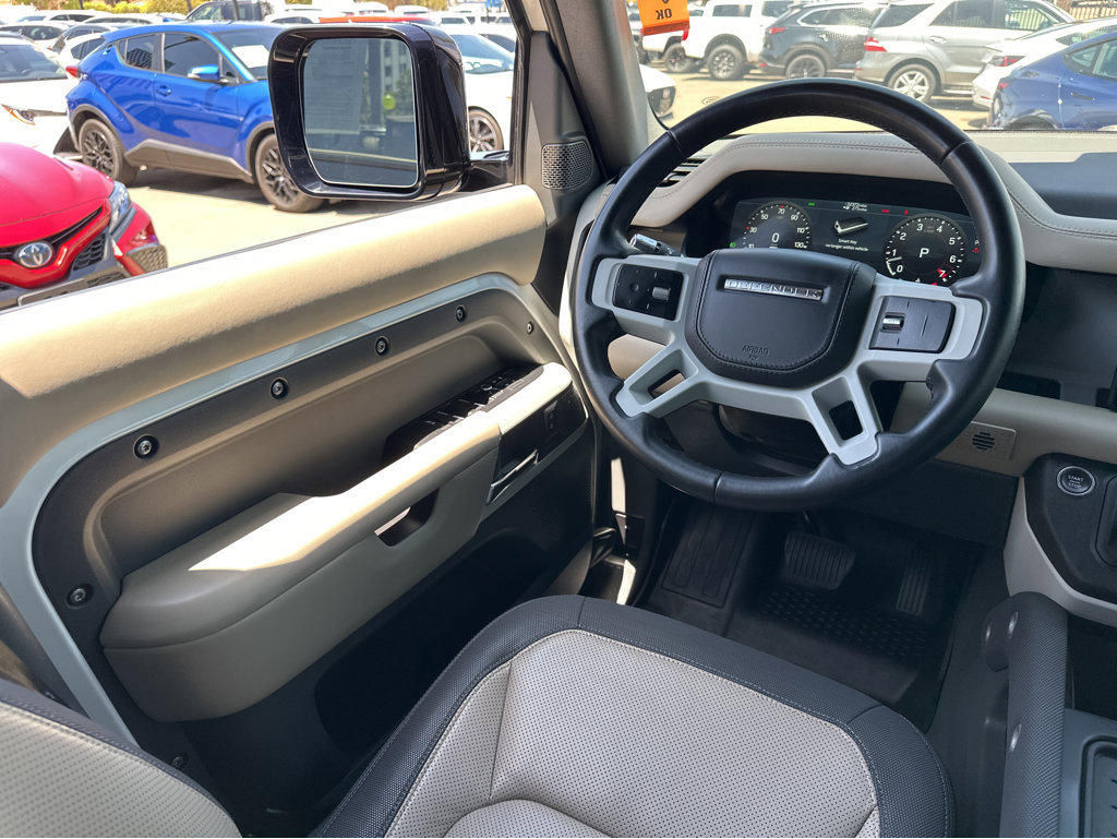 Used 2022 Land Rover Defender 110 X-Dynamic HSE image 18