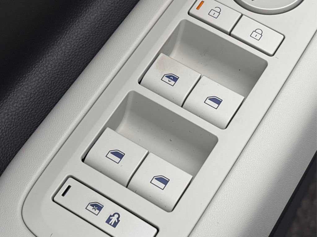 New 2026 Hyundai Santa Fe SE image 24