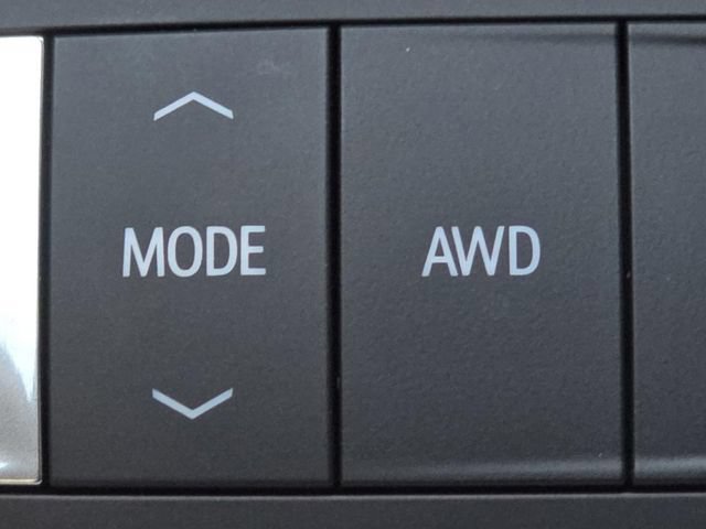 Used 2024 GMC Acadia Denali AWD/4WD image 13