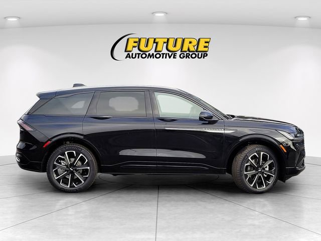 New 2026 Lincoln Nautilus Reserve image 8