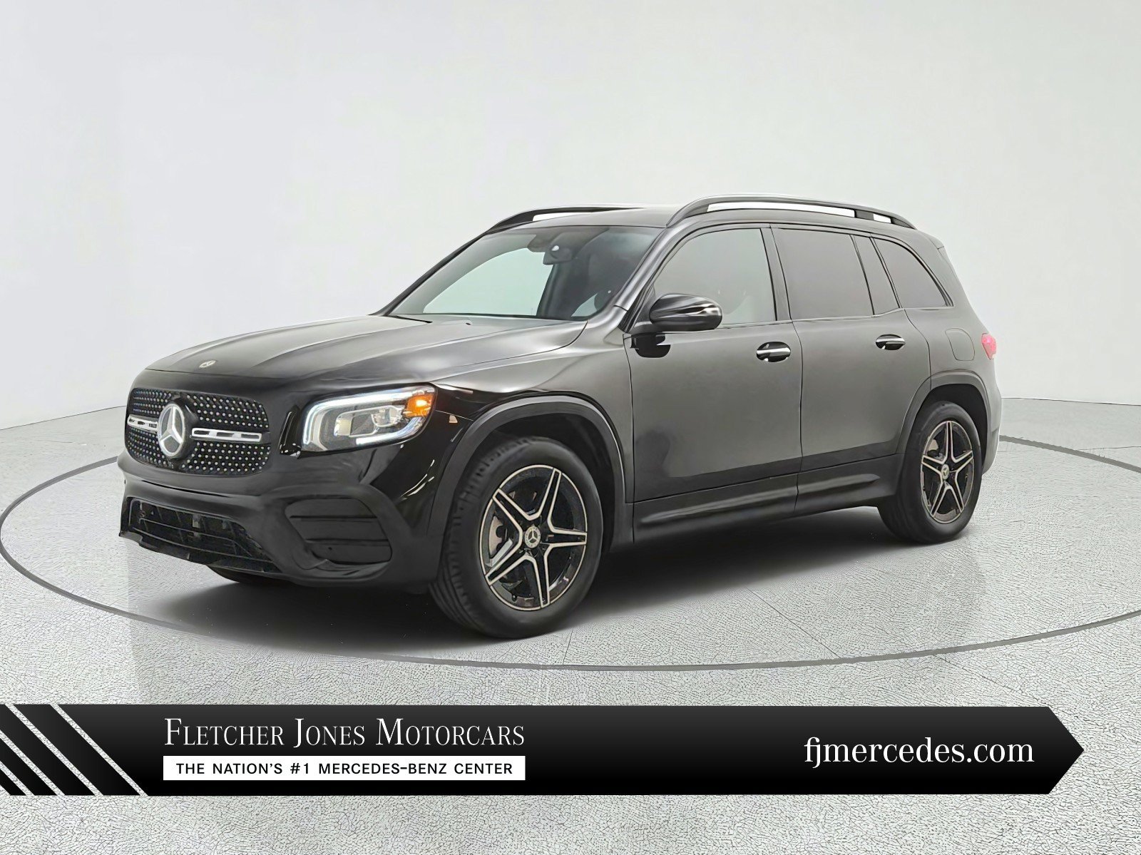 Used 2023 Mercedes-Benz GLB 250 image 1