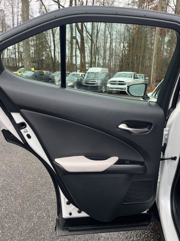 Used 2021 Lexus UX 200 w/ Premium Package image 34