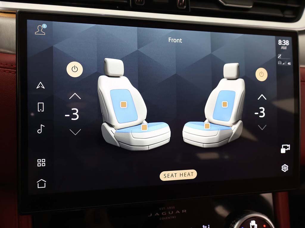 Used 2023 Jaguar F-PACE R-Dynamic S image 49