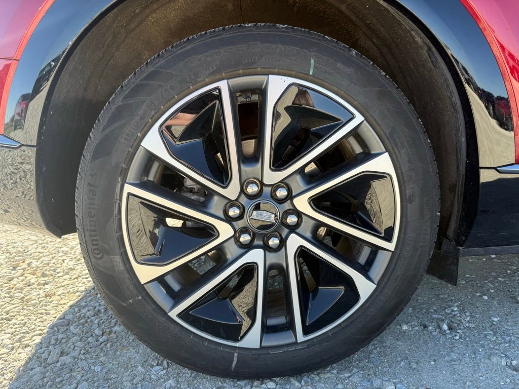 Certified 2025 Cadillac Optiq Sport 2 w/ LPO, Floor Liner Package image 16