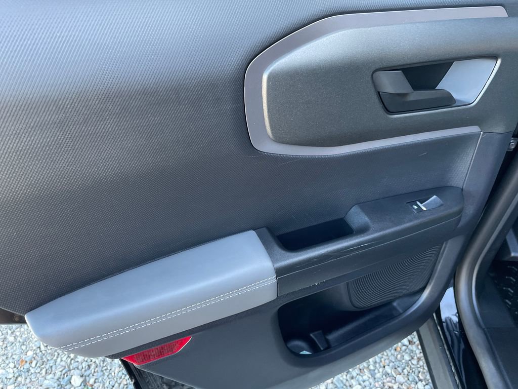 Used 2025 Ford Bronco Sport Badlands image 39