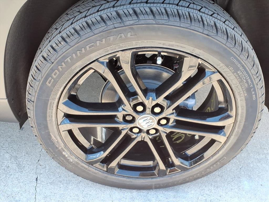 New 2026 Buick Enclave Preferred w/ Power Package image 9