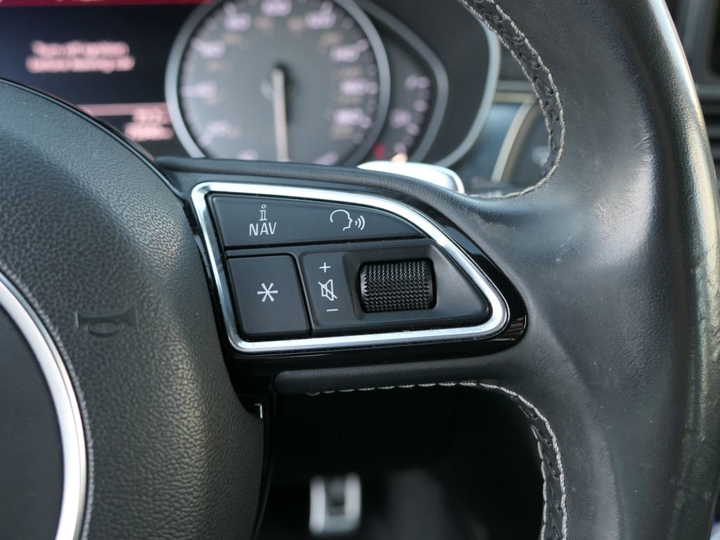 Used 2018 Audi S6 Premium Plus w/ S Sport Package image 16