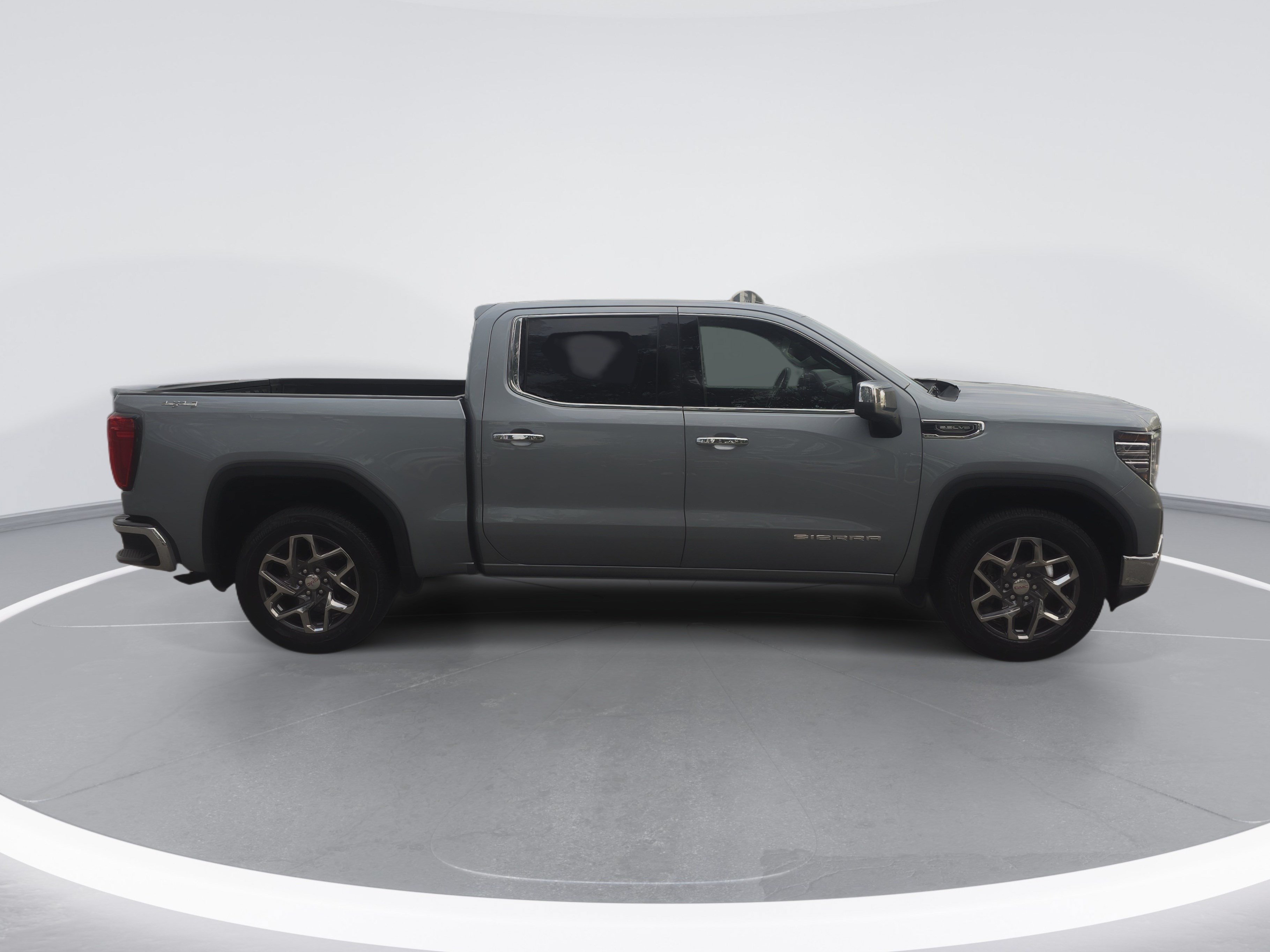Used 2025 GMC Sierra 1500 SLT AWD/4WD image 2