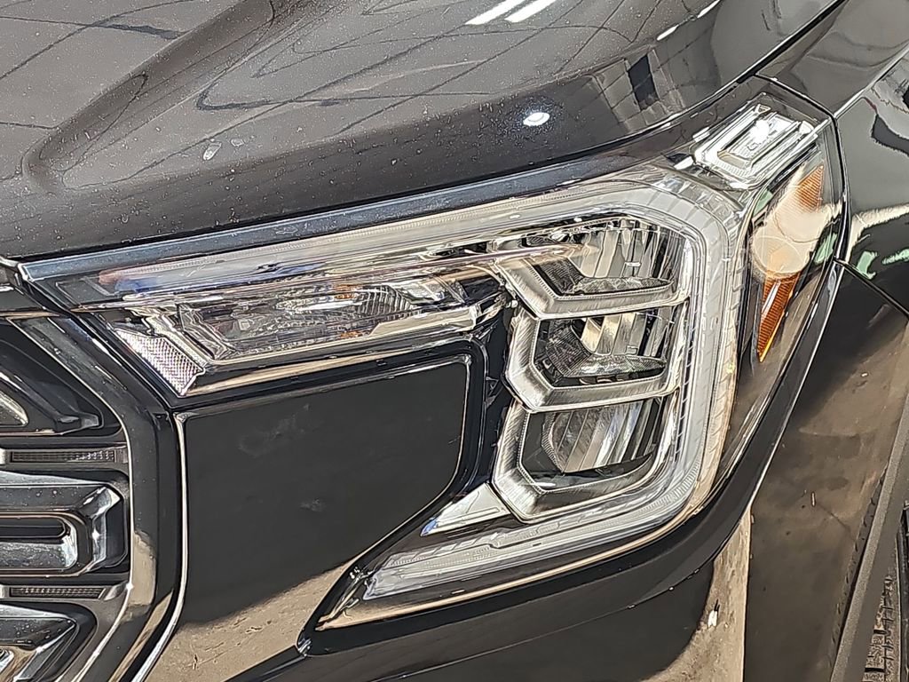 Certified 2022 GMC Terrain SLT w/ Elevation Edition AWD/4WD image 37